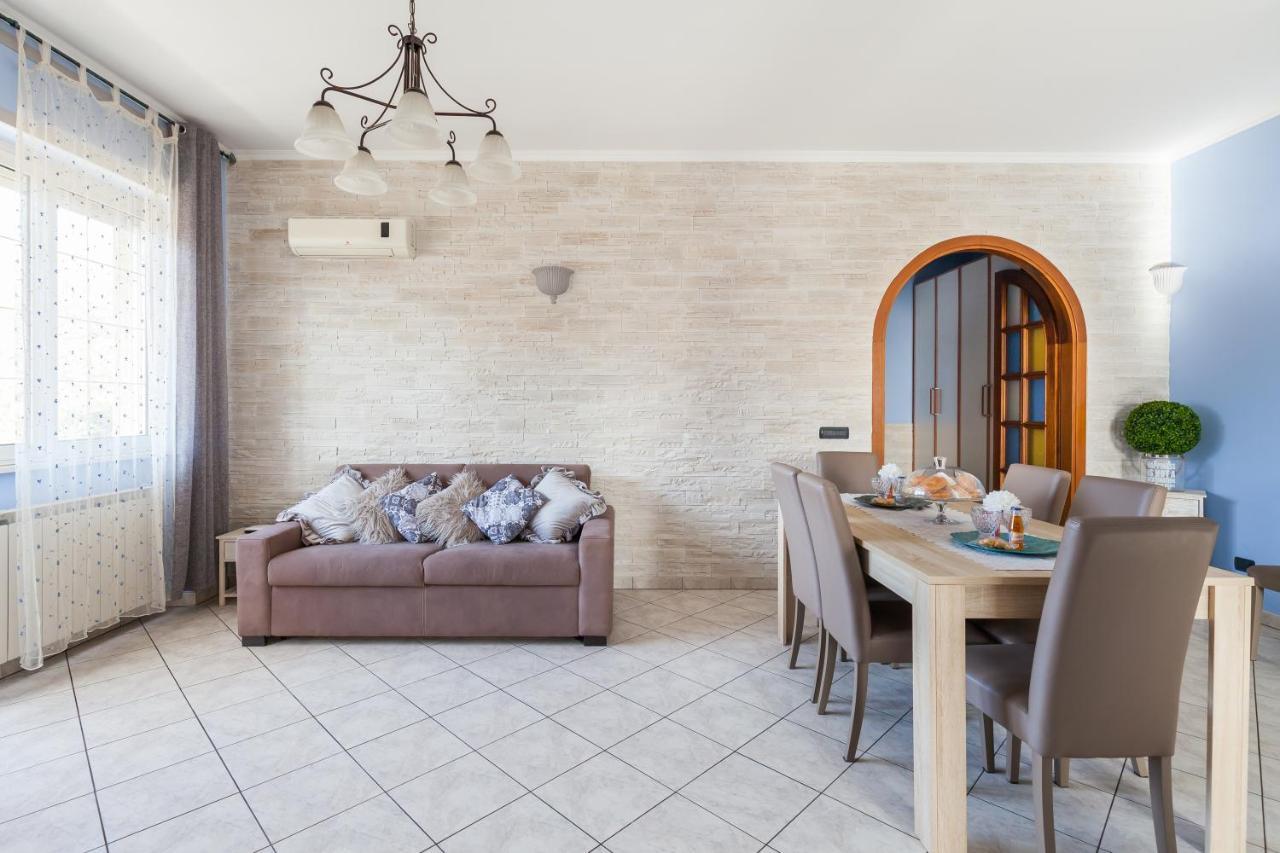 Casa Vacanze Giramondo Fiumicino Exterior photo