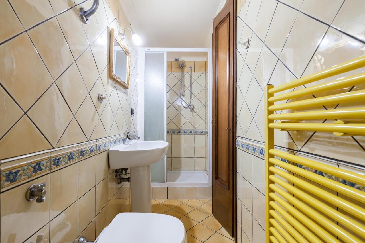 Casa Vacanze Giramondo Fiumicino Exterior photo
